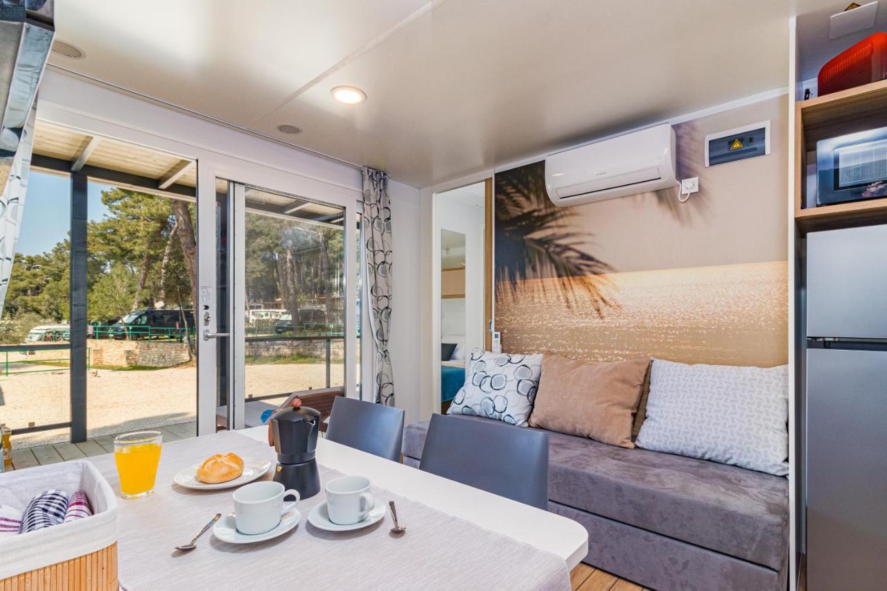 Hemy Casa - Lux Mobile Homes Rovinj Exterior photo